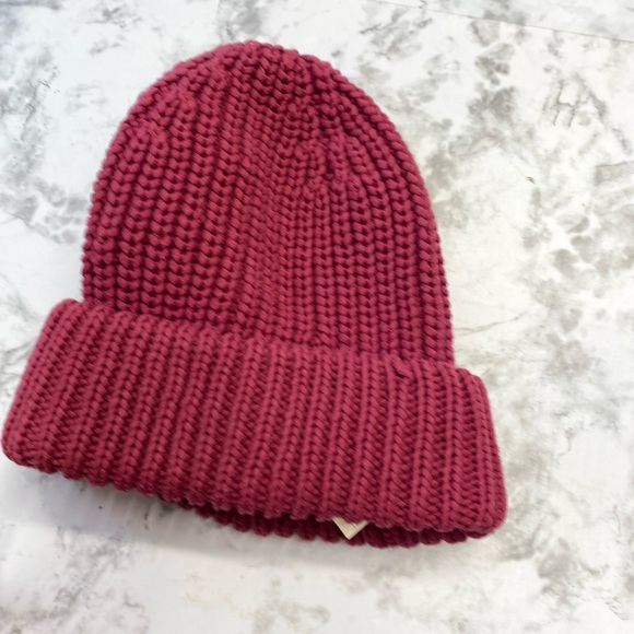 Galeries Lafayette Paris Raspberry knit stocking cap beanie - Picture 2 of 6